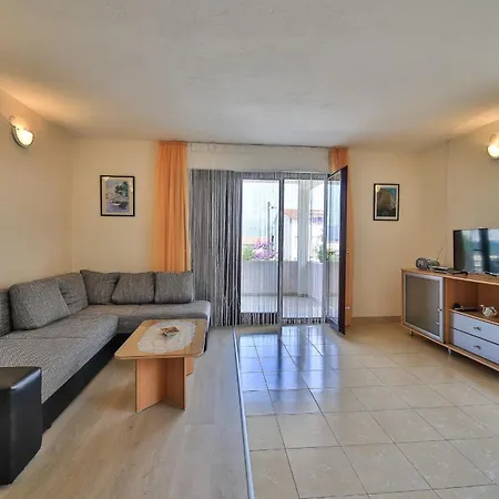 Holiday home Seaside House Slatine, Ciovo - 22643 *